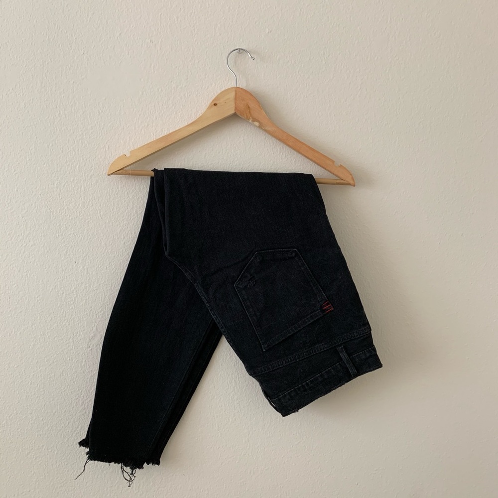 BDG Black Denim Distressed Crop